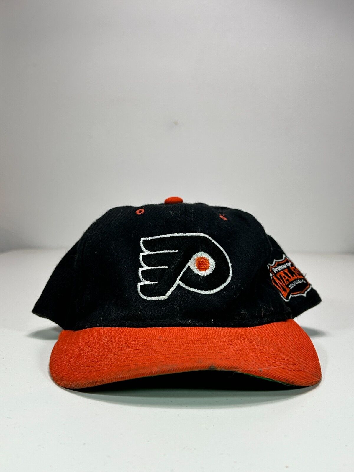 Vintage 90s Philadelphia Flyers NHL Starter Plain Logo Fitted Hat OSFA Black