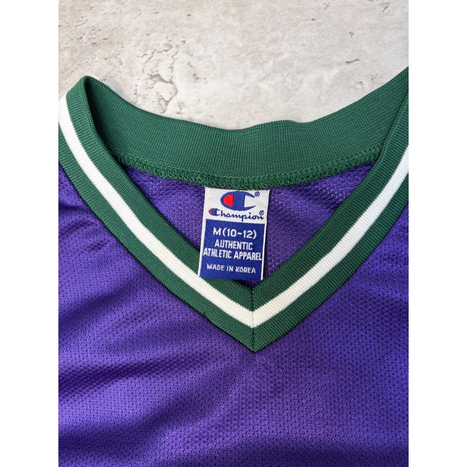 Vintage 90s Ray Allen #34 Milwaukee Bucks NBA Champion Jersey Size Medium YOUTH