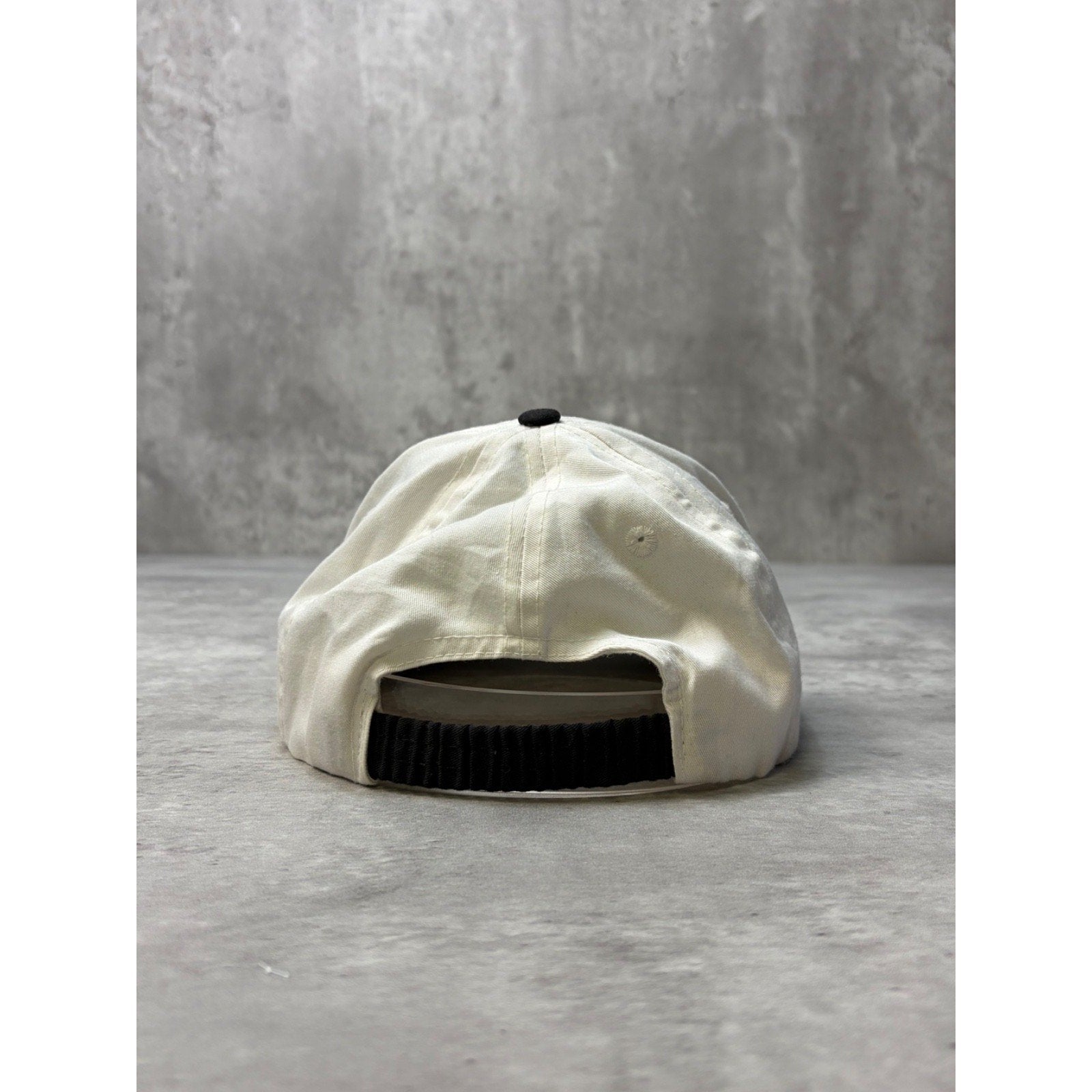 Vintage Looney Tunes Tweety Character Graphic Flexfit Hat OSFA