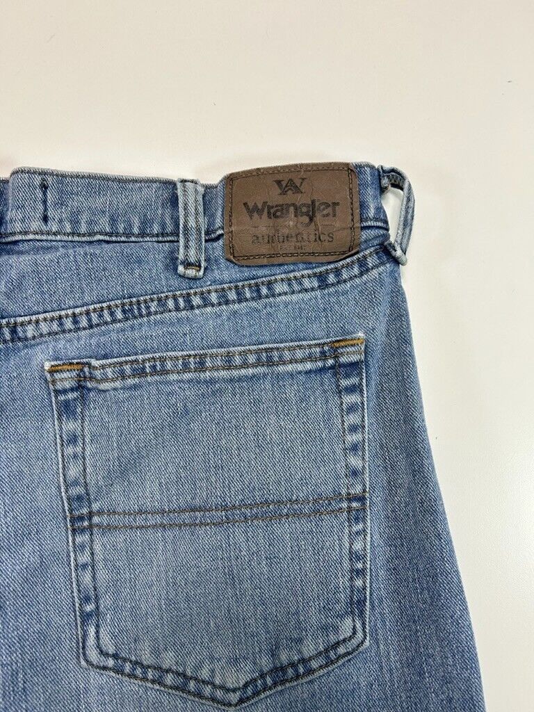 Vintage Wrangler Authentic Light Wash Denim Pants Size 34W Blue