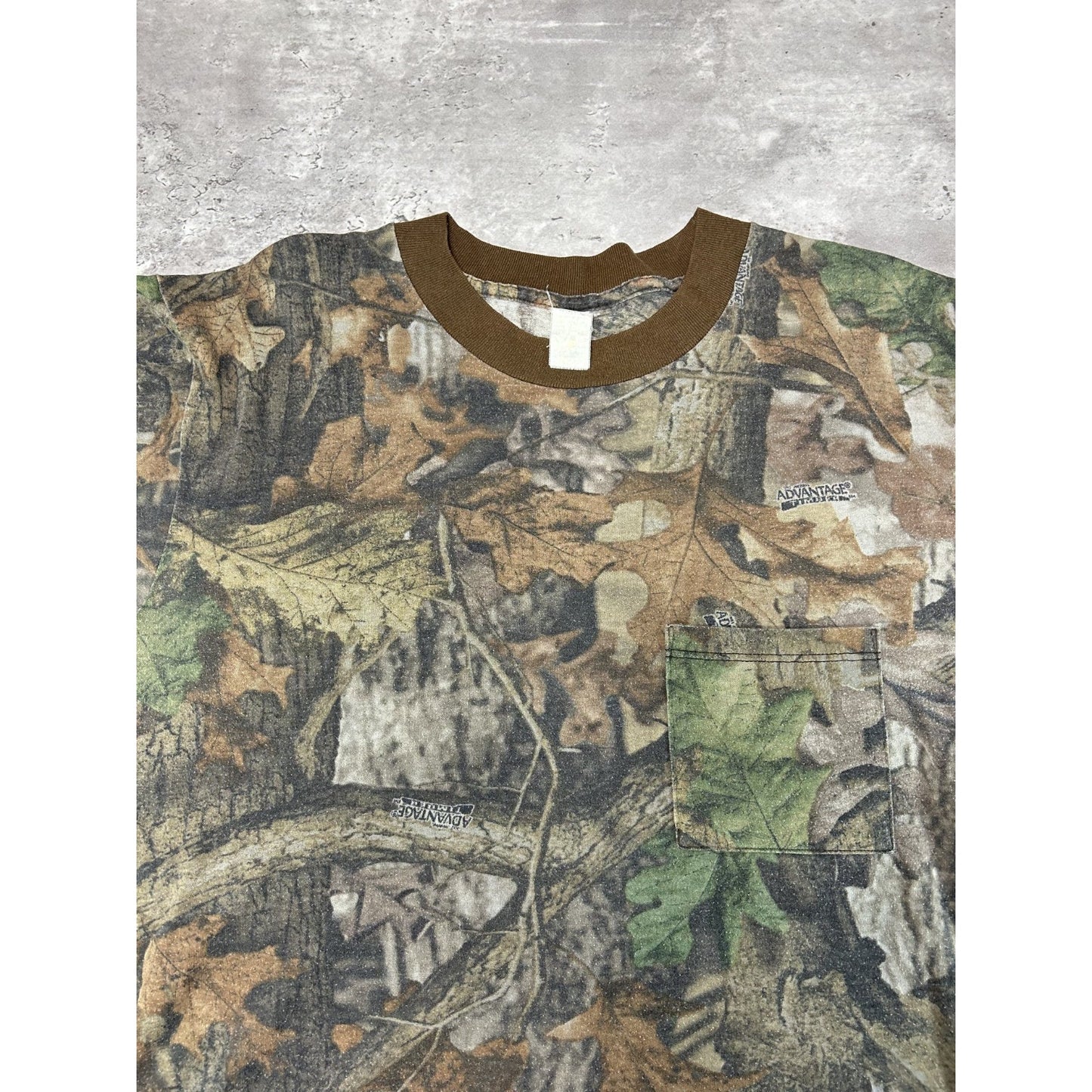 Vintage 90s Advantage Timber Tree Camo Hunting Long Sleeve T-Shirt Size Large