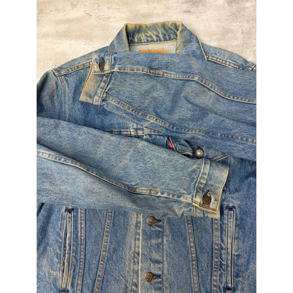 Vintage 90s Levis Red Tab Medium Wash Denim Trucker Jacket Size Medium