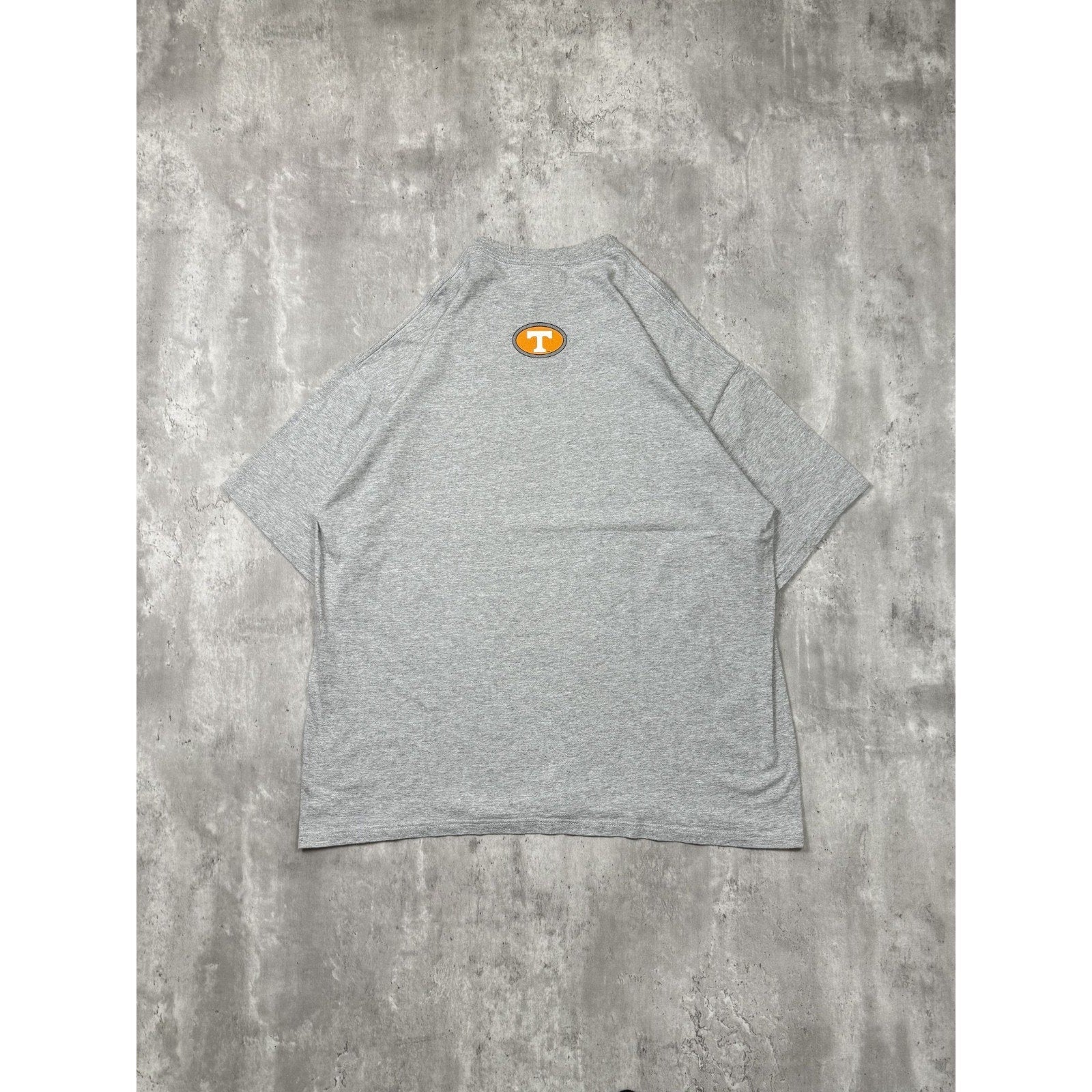 Vintage 90s Tennessee Volunteers NCAA Collegiate Spellout T-Shirt Size XL