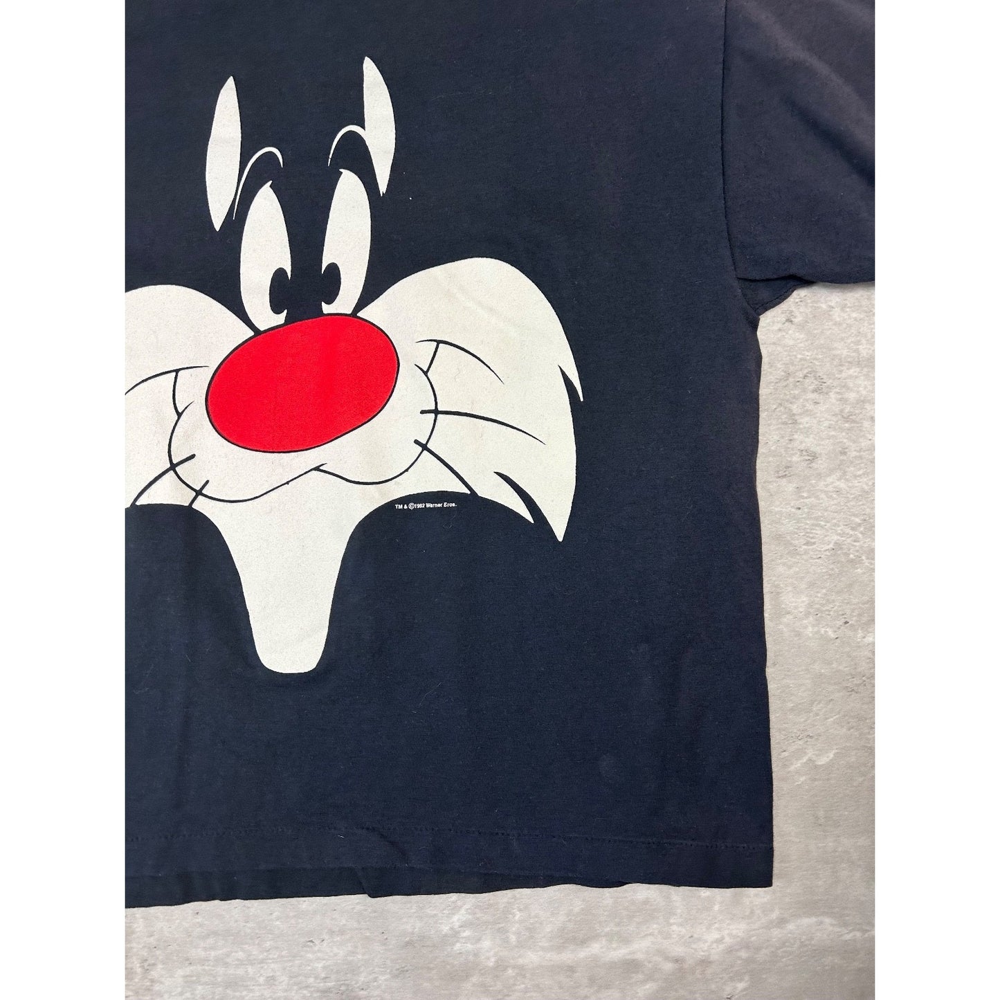 Vintage 1992 Looney Tunes Sylvester The Cat Cartoon Graphic T-Shirt Size Medium