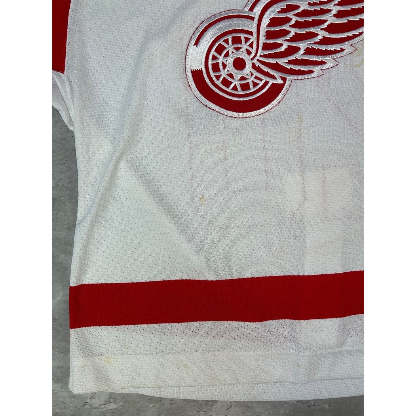 Vintage Robert Lang #20 Detroit Red Wings NHL CCM Fight Strap Jersey Size 2XL