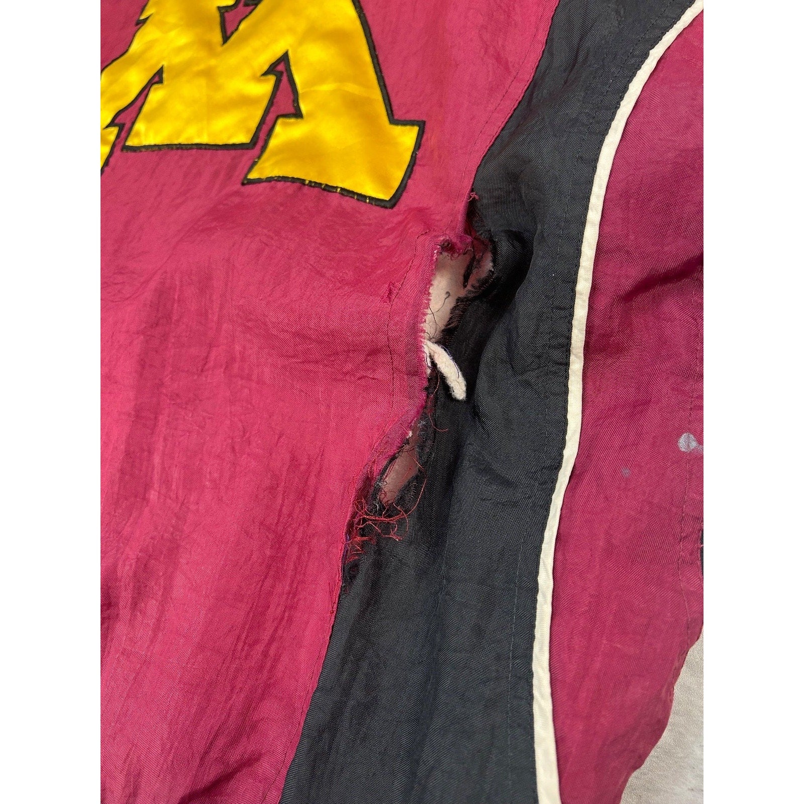 Vintage 90s Minnesota Gophers NCAA Insulated 1/2 Zip Starter Jacket Size Large