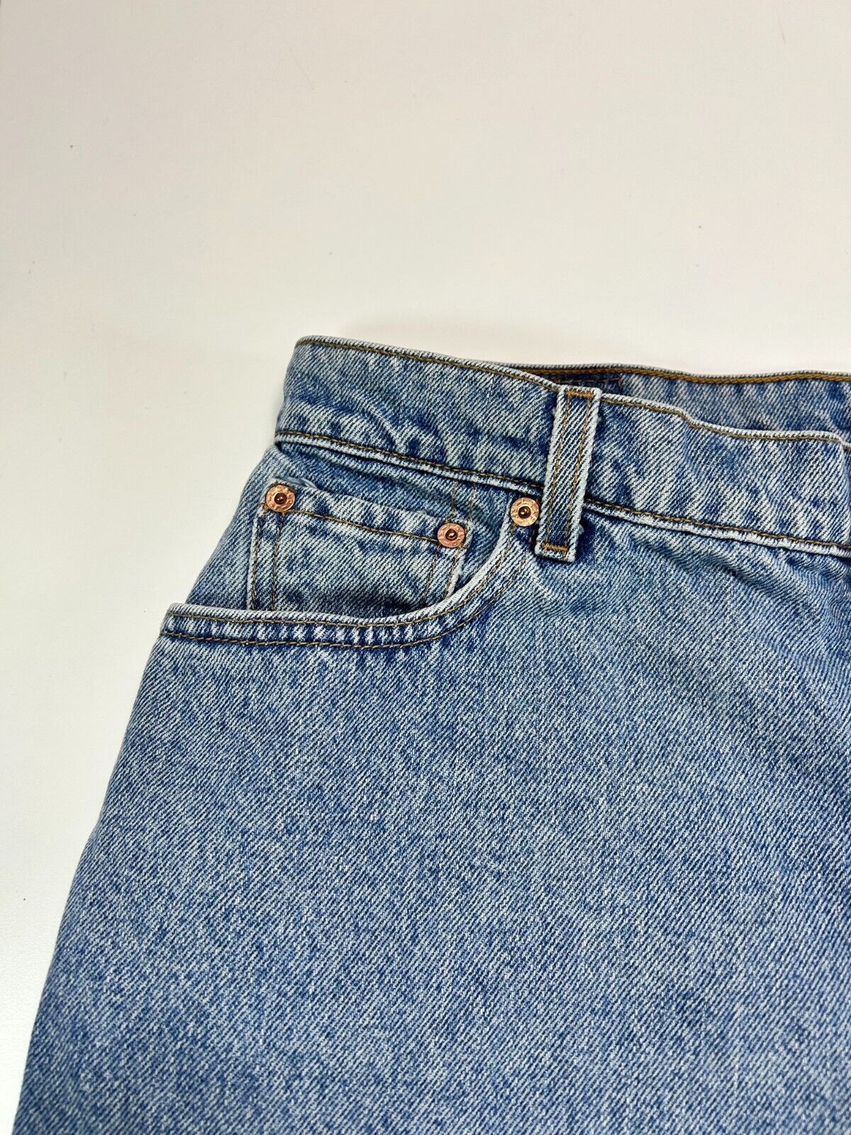 Vintage 90s Levis 550 Red Tab Relaxed Fit Light Wash Denim Pants Size 32W Blue