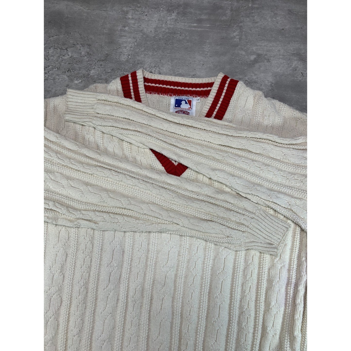 Vintage 90s MLB Player Alumni Embroidered Cable Knit V-Neck Sweater Size Large