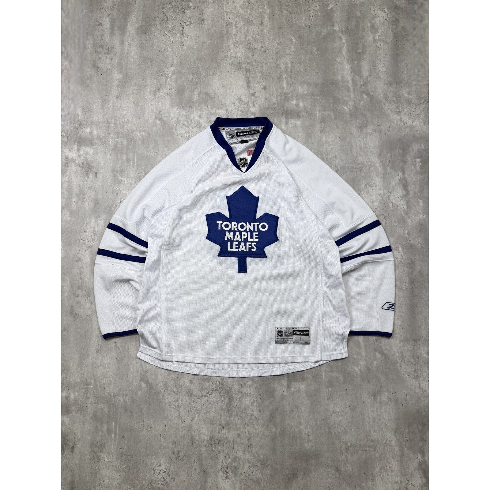 Vintage Toronto Maple Leafs NHL Reebok Stitched Jersey Size Large