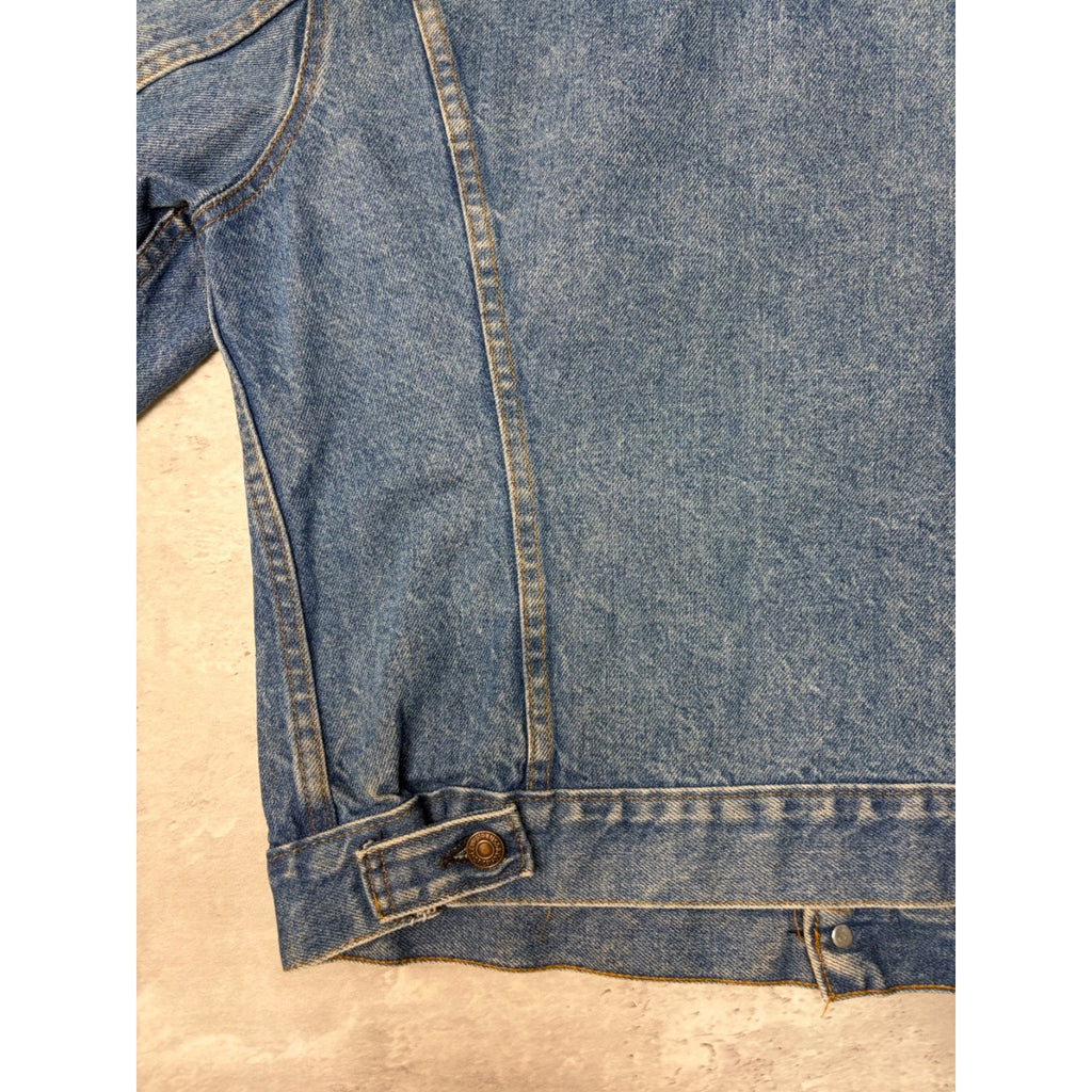 Vintage 90s Levis Red Tab Medium Wash Denim Trucker Jacket Size Medium
