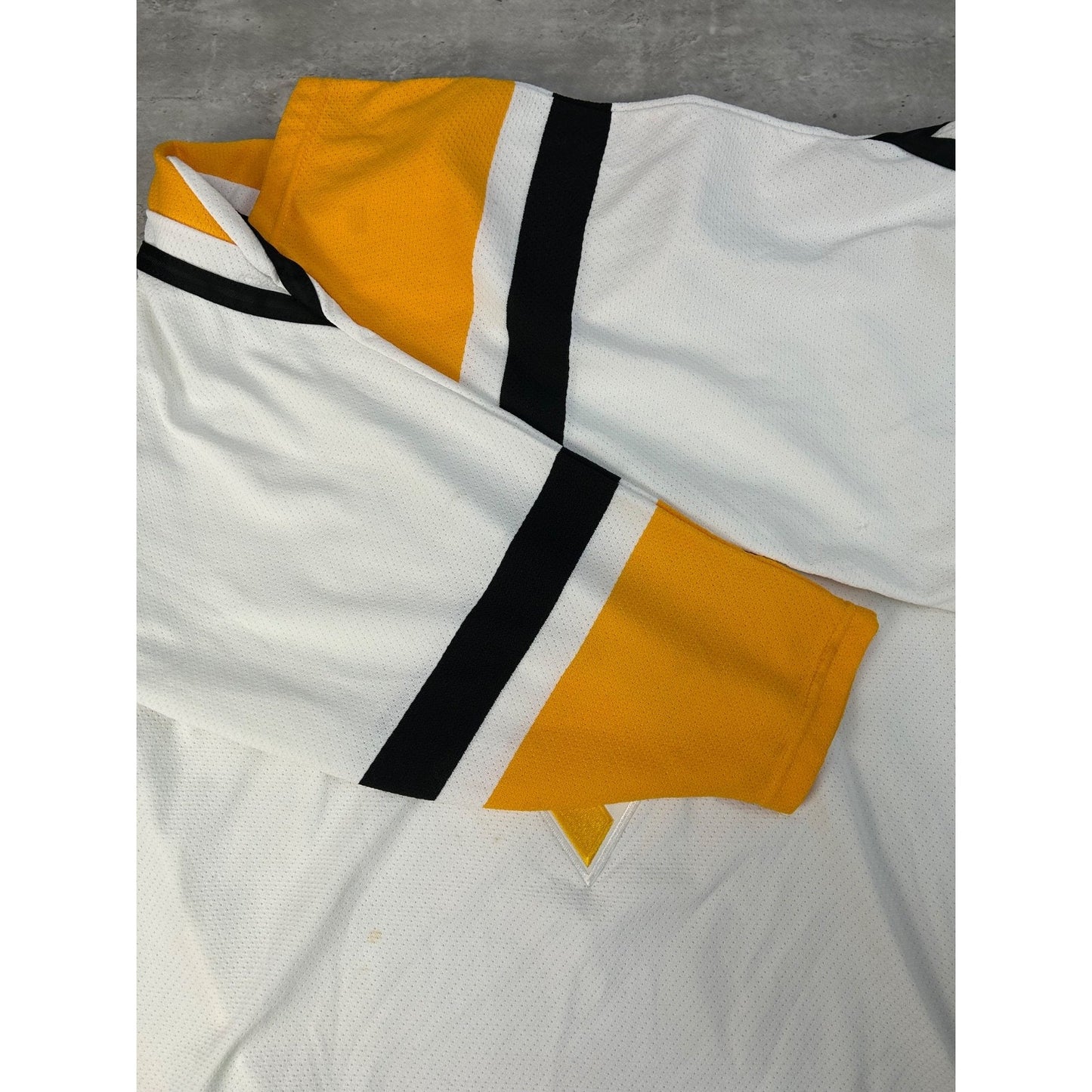 Vintage 90s Pittsburgh Penguins NHL Stitched CCm Hockey Jersey Size XL