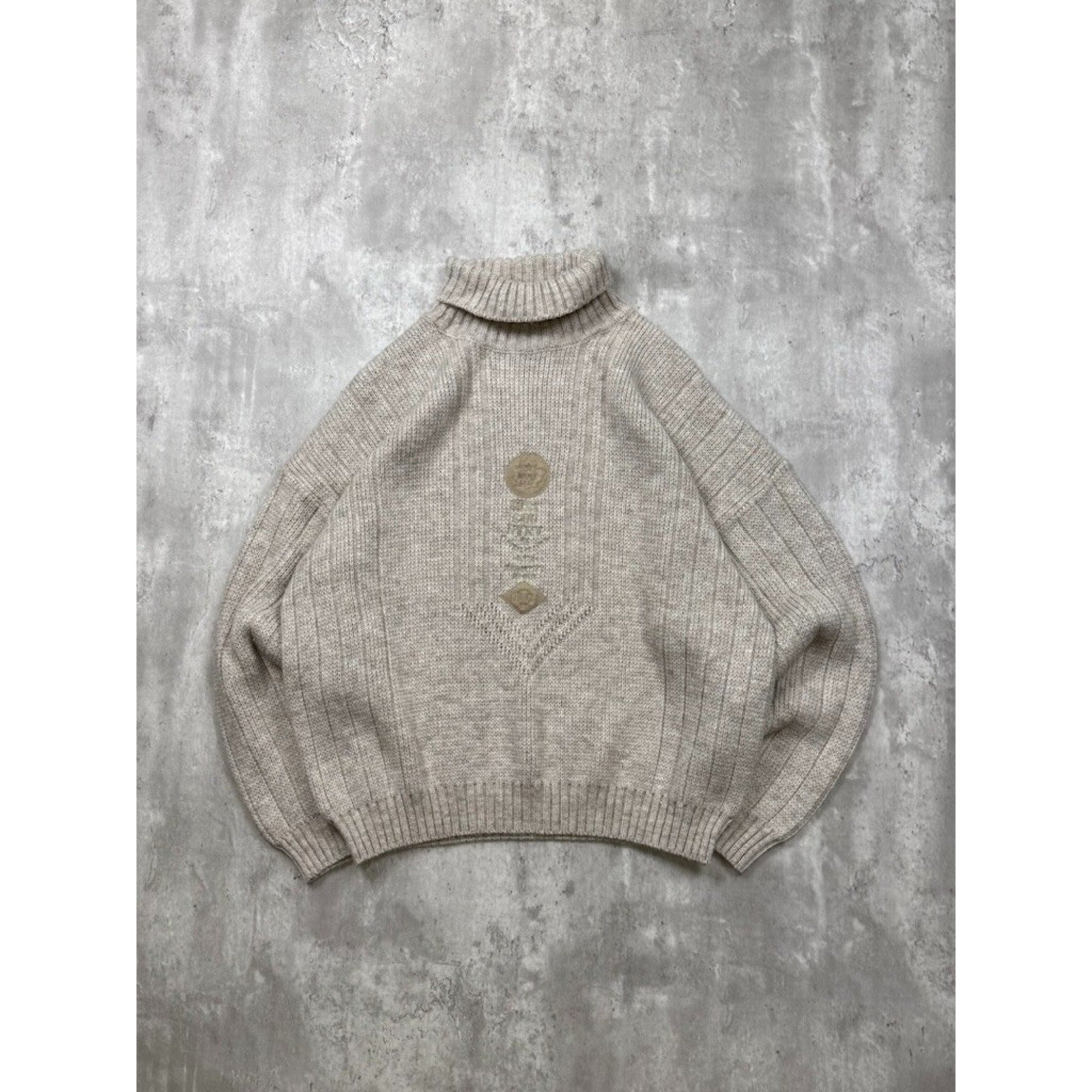 Vintage Maple Leaf Embroidered Turtle Neck Beige Knit Sweater Size XL