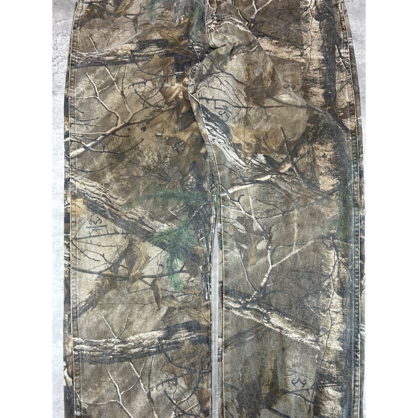 Vintage Realtree Camo Utility Cargo Hunting Pants Size 39