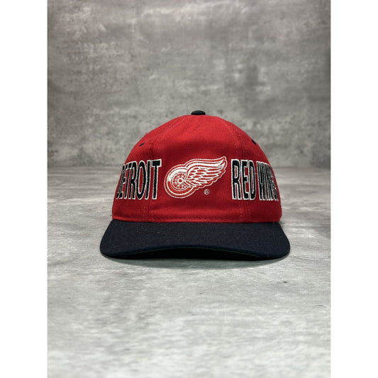 Vintage 90s Detroit Red Wings NHL Embroidered Spellout Starter Snapback Hat OSFA