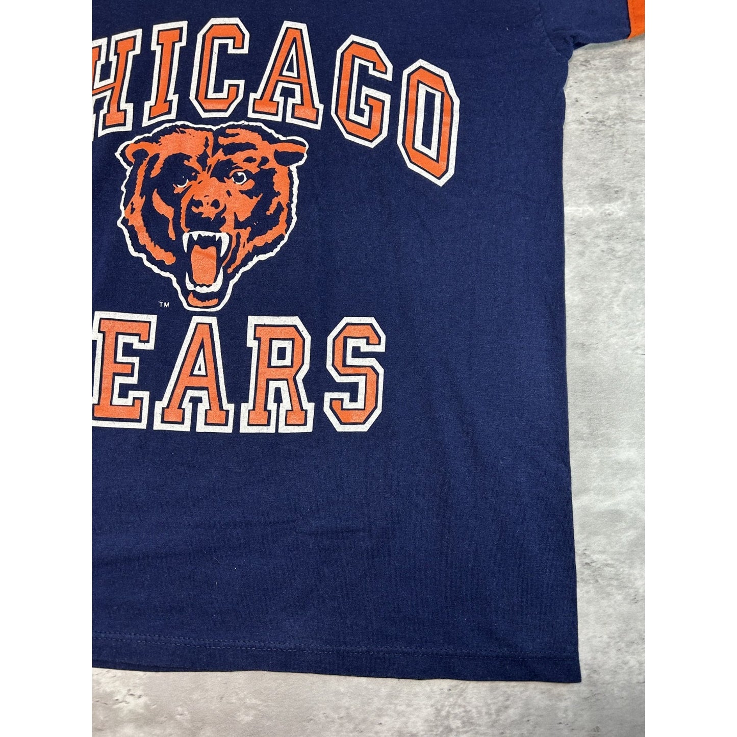 Vintage 90s Chicago Bears NFL Graphic Spellout T-Shirt Jersey Size Medium