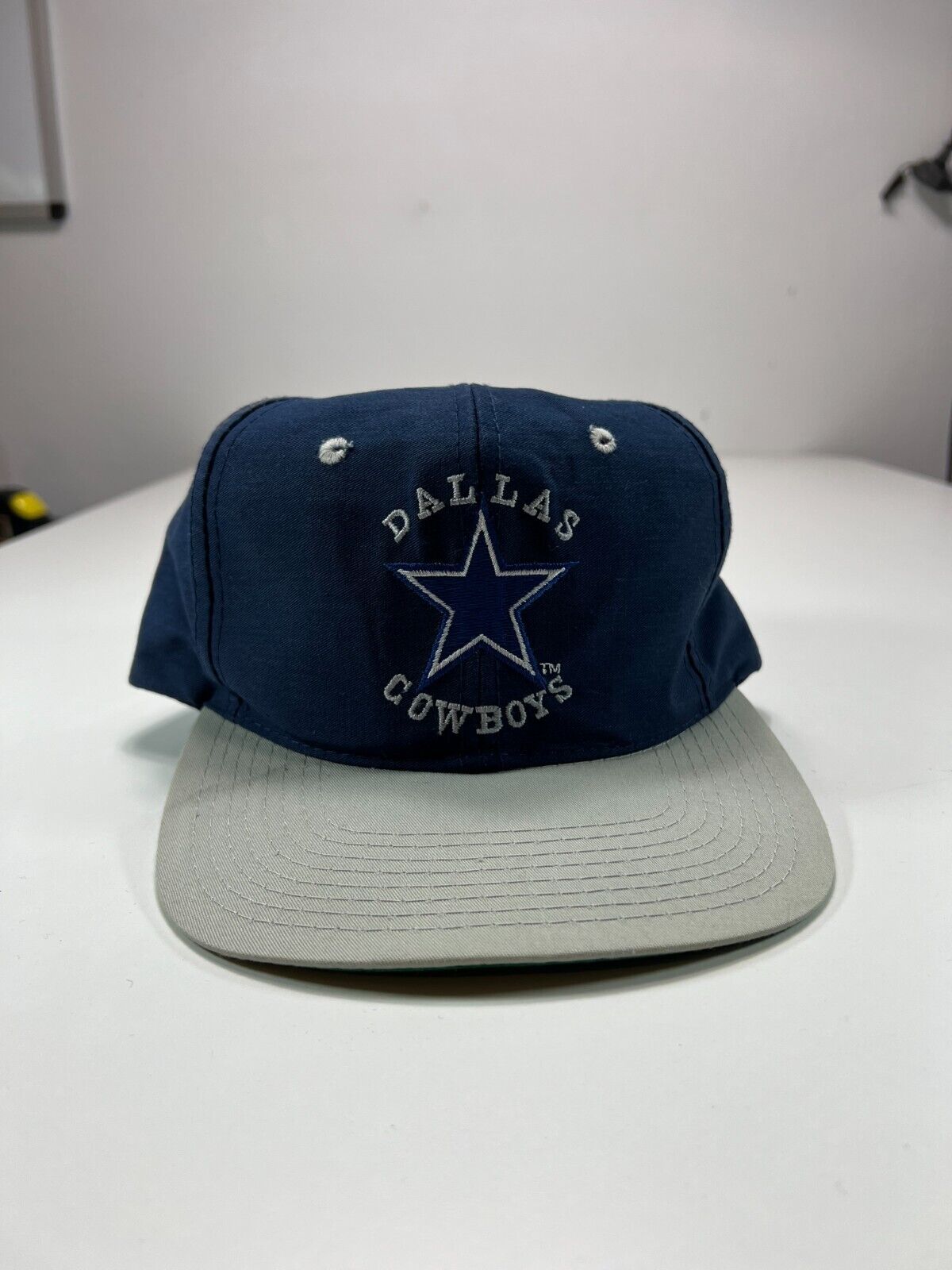 Vintage 90s Dallas Cowboys NFL Embroidered Logo Spellout Snapback Hat OSFA