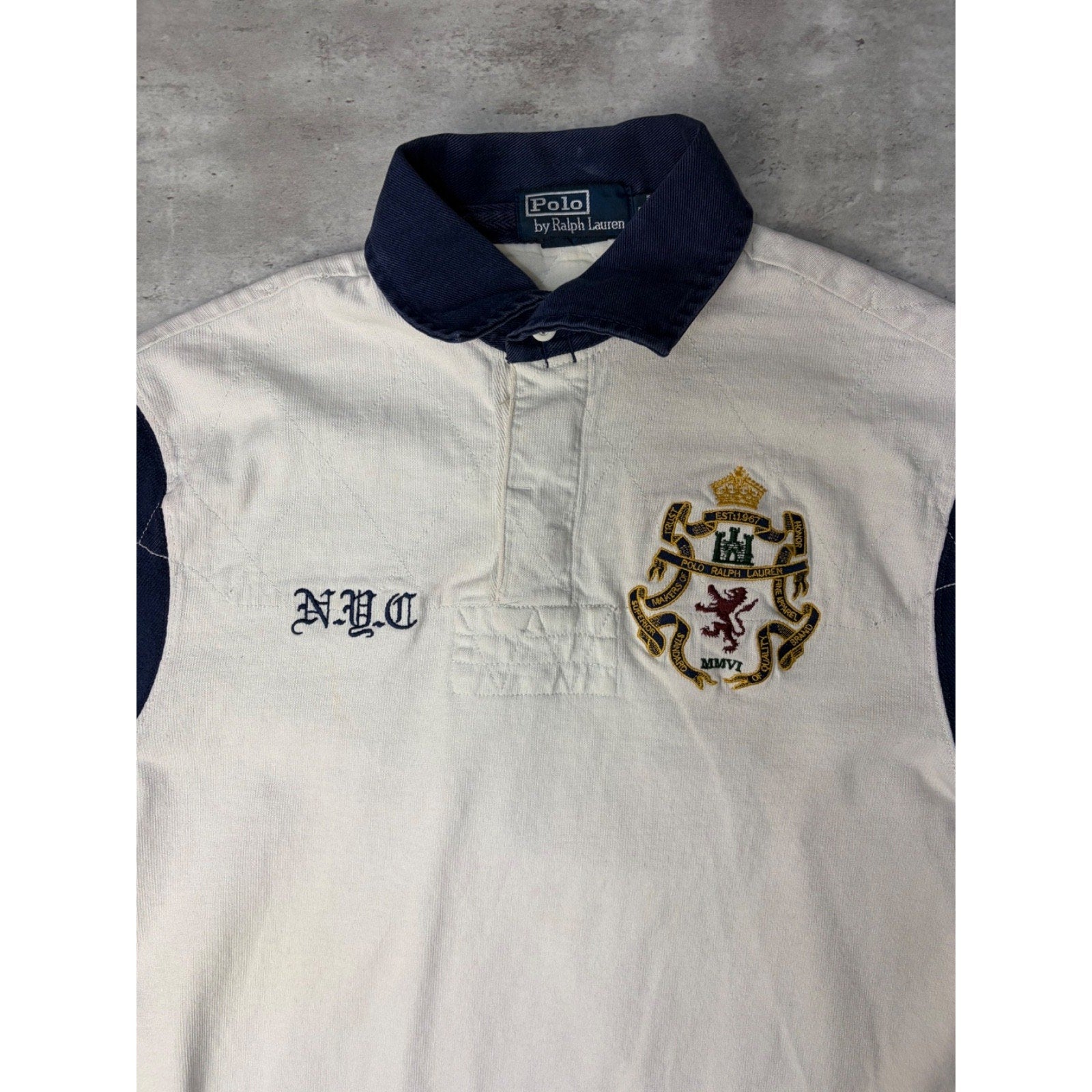 Vintage Polo Ralph Lauren NYC Embroidered Crest Graphic Button Up Shirt Sz Small