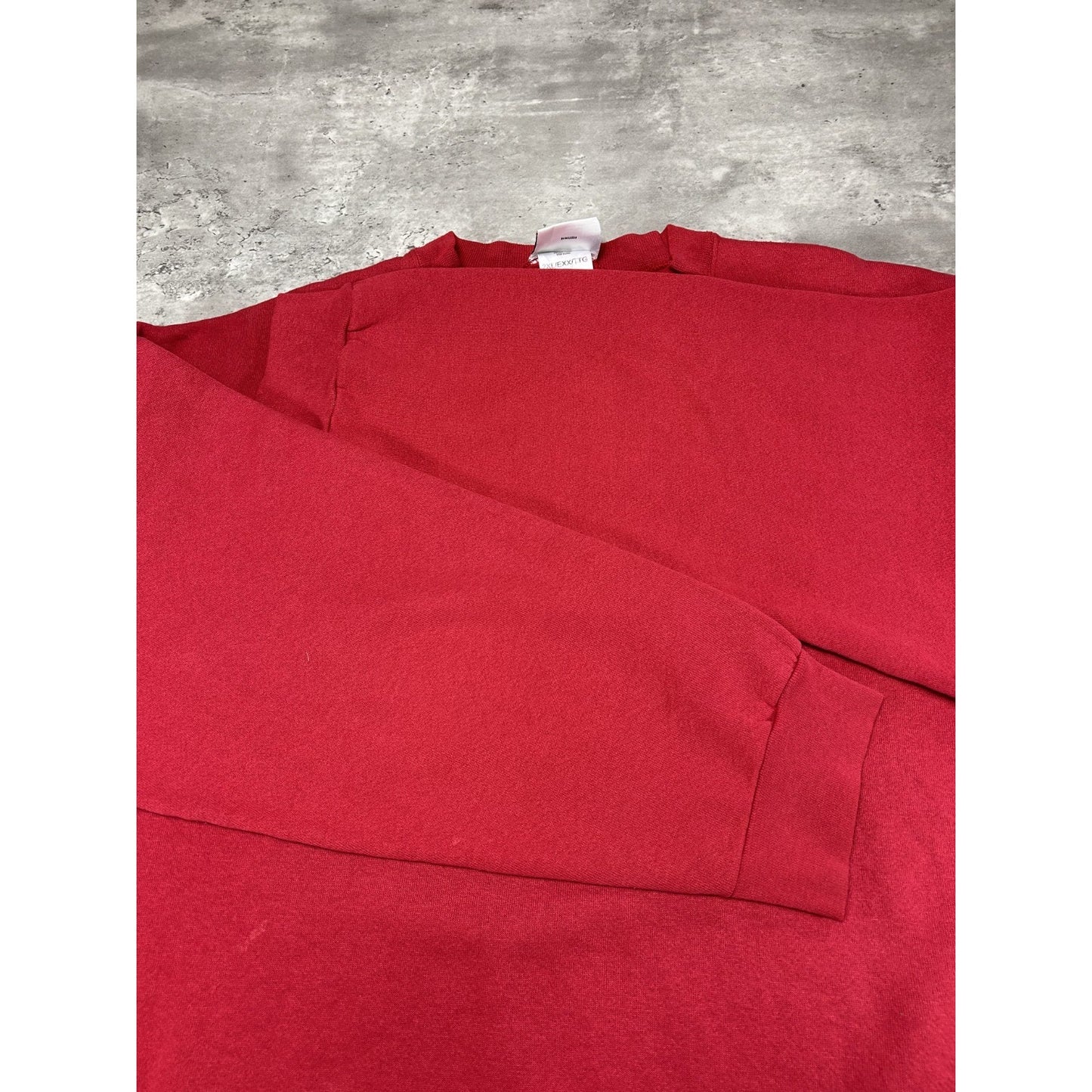 Vintage 90s Tampa Bay Buccaneers NFL Embroidered Spellout Sweatshirt Size 2XL