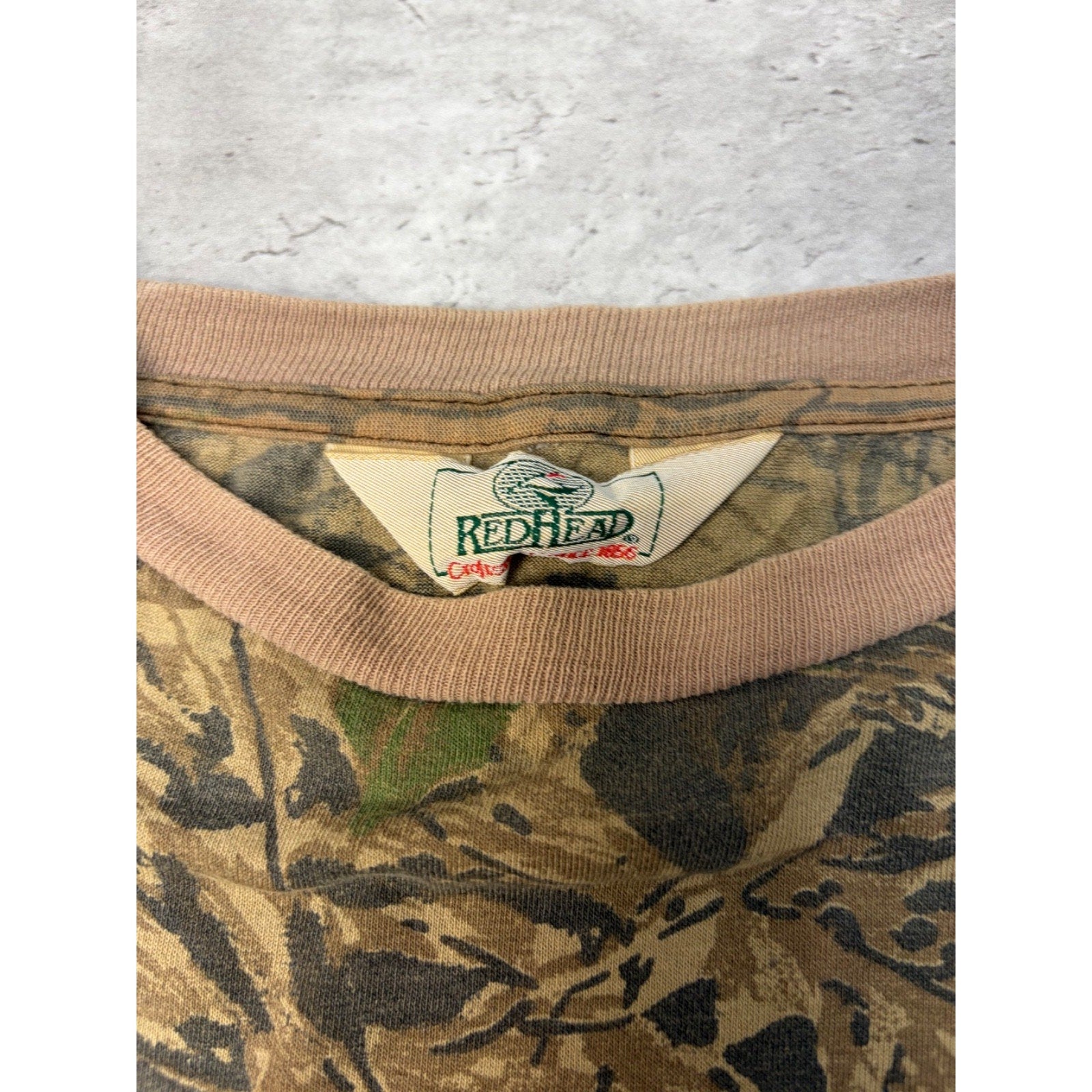 Vintage 80s/90s Redhead Realtree Camo Hunting T-Shirt Size XL
