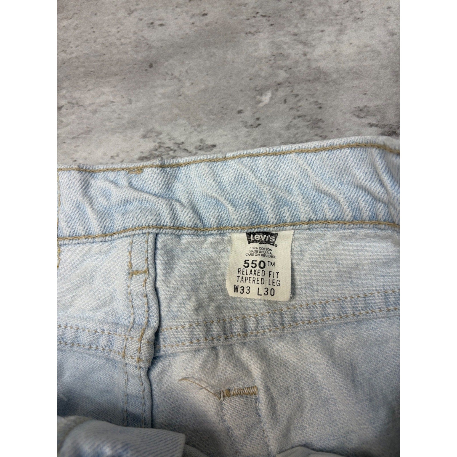 VTG 90s Levis 550 Red Tab Relaxed Fit Taper Leg Light Wash Denim Pants Size 31