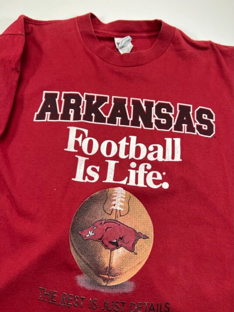 Vintage University Of Arkansas Football Is Life Graphic T-Shirt Size Large Red