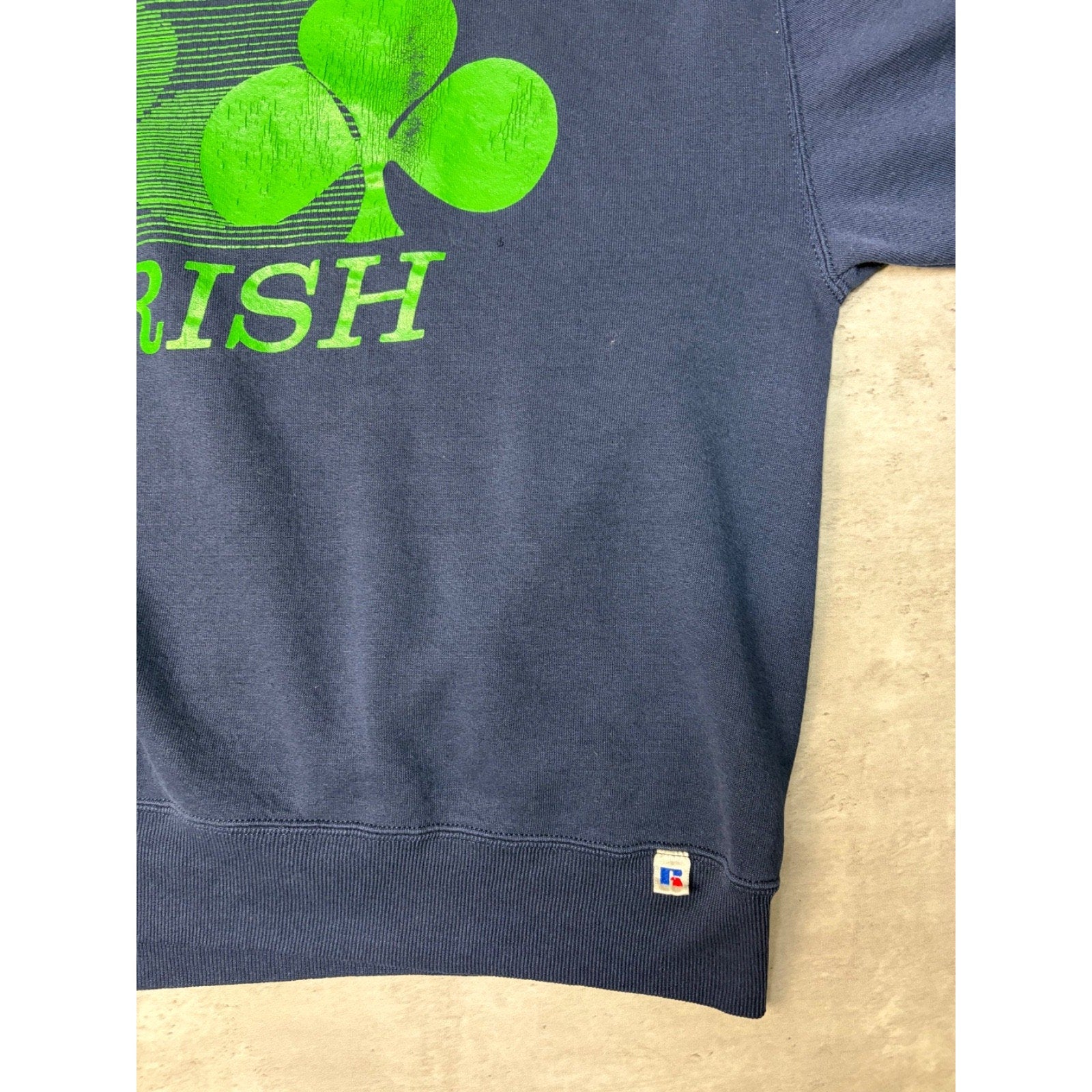 VTG 90s Notre Dame Fighting Irish Clover Spellout Graphic Sweatshirt Size Large