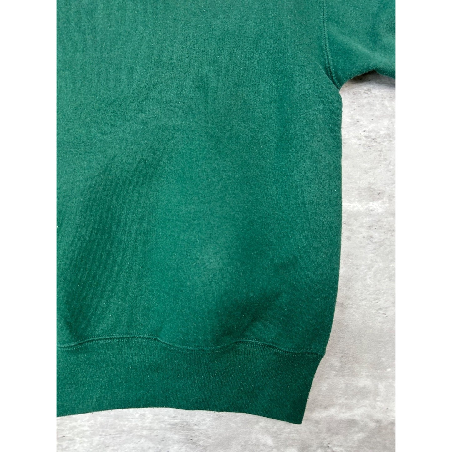 Vintage 90s Slippery Rock NCAA Embroidered Spellout Crewneck Sweatshirt Medium