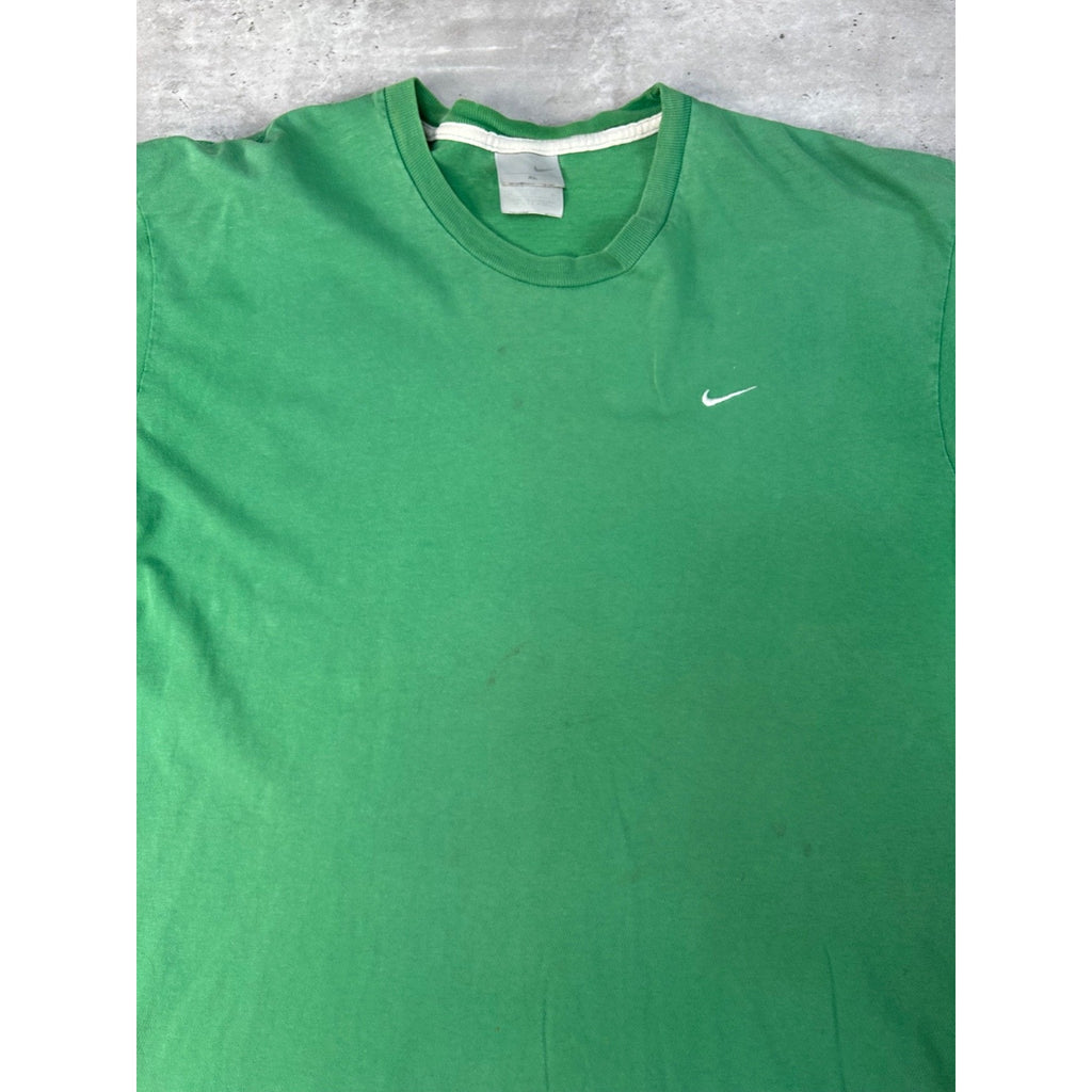 Vintage 2000s Nike Classic Embroidered Swoosh T-Shirt Size XL
