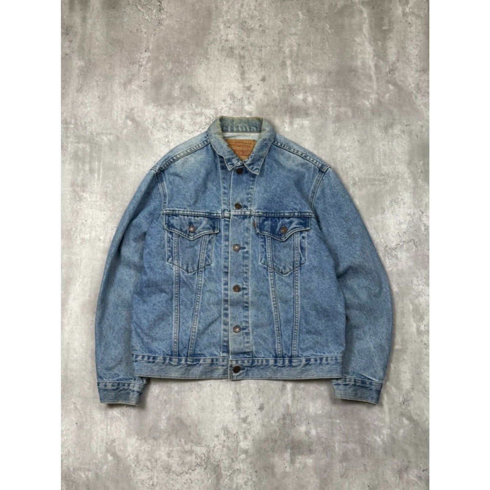 Vintage 80s/90s Levis Orange Tab Medium Wash Denim Trucker Jacket Size Medium