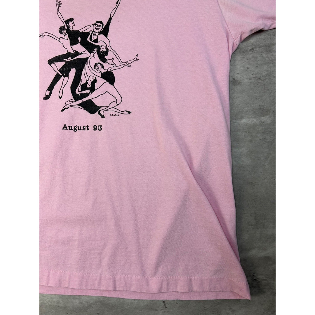 Vintage 1993 Bye Bye Birdie Cartoon Dancer Graphic Pink T-Shirt Size Large