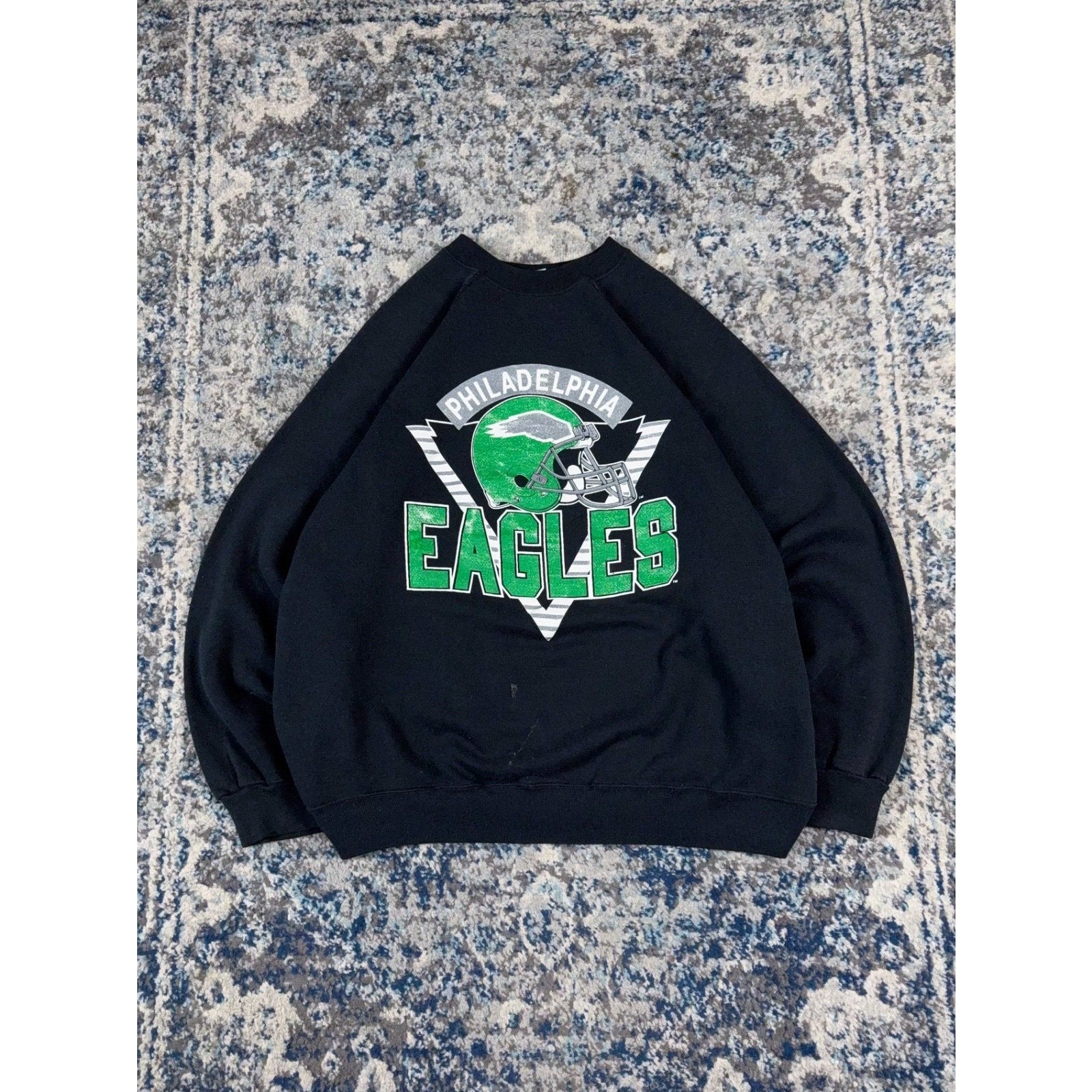 Vintage 80s/90s Philadelphia Eagles NFL Helmet Graphic Sweatshirt Size XL