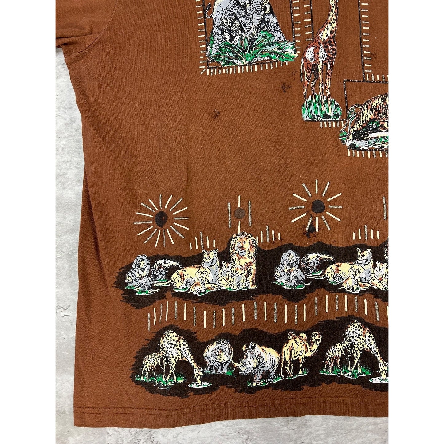 Vintage 90s Simply Editions Animal Graphic Nature T-Shirt Size XL Brown