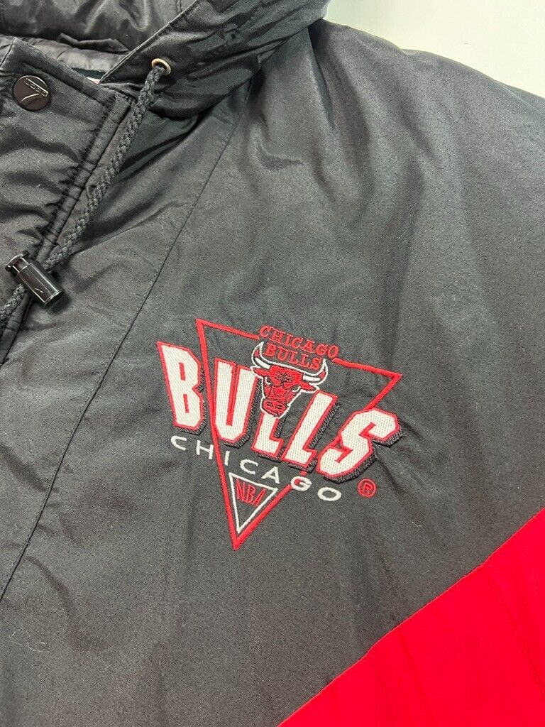 Vintage 90s Chicago Bulls NBA Embroidered Insulated Nylon Jacket Size Large