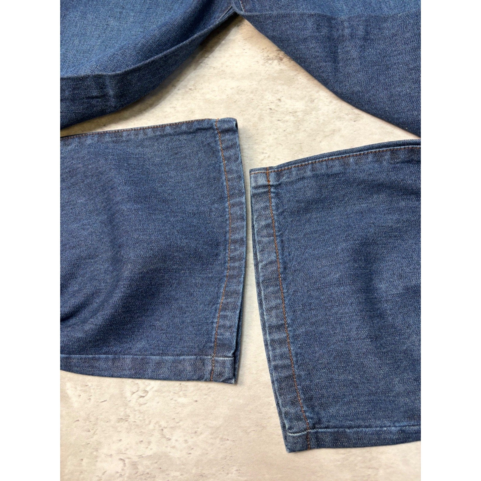Vintage Y2K Womens Rocawear Embroidered Pocket Logo Dark Wash Denim Pants