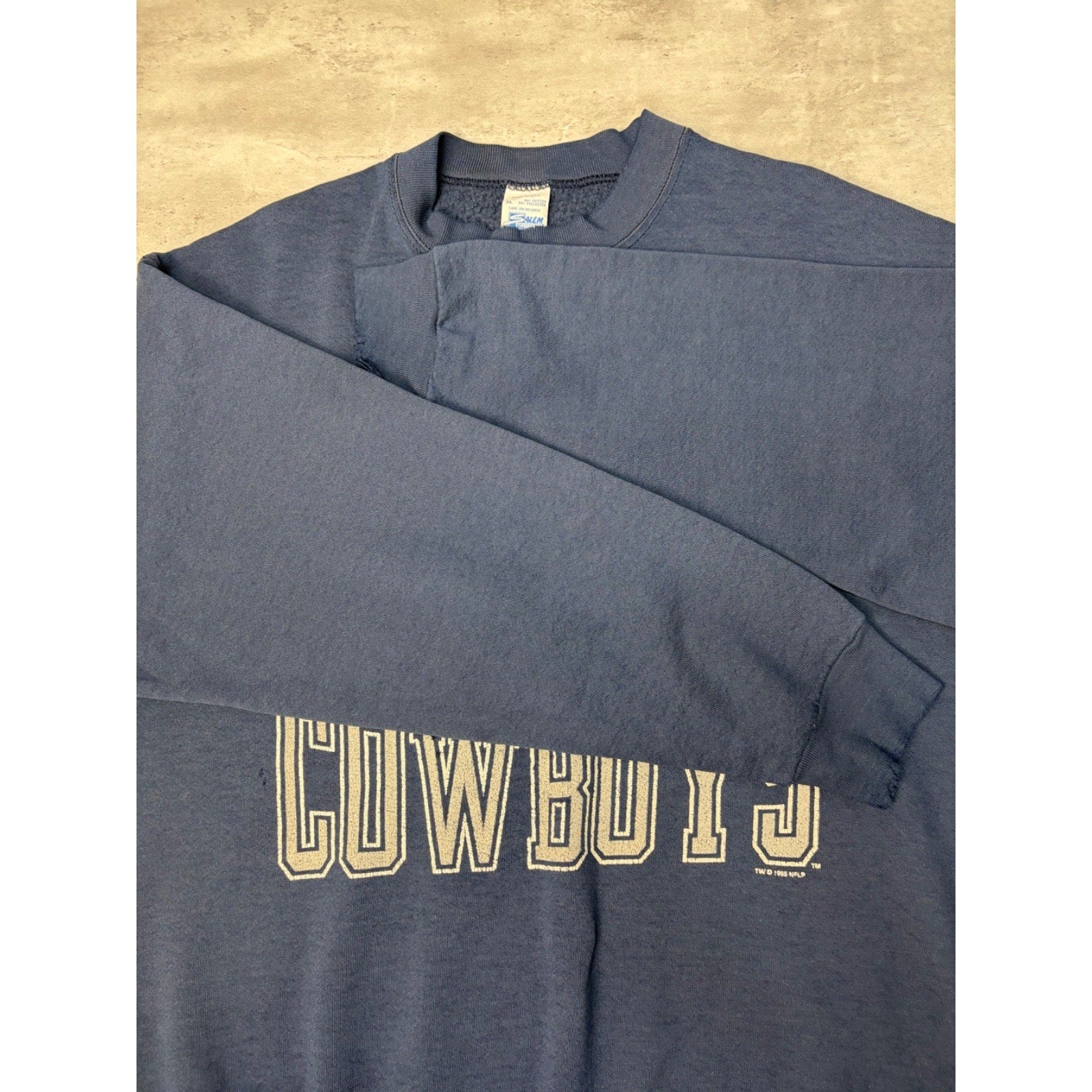 Vintage 1995 Dallas Cowboys NFL Big Graphic Spellout Sweatshirt Size XL