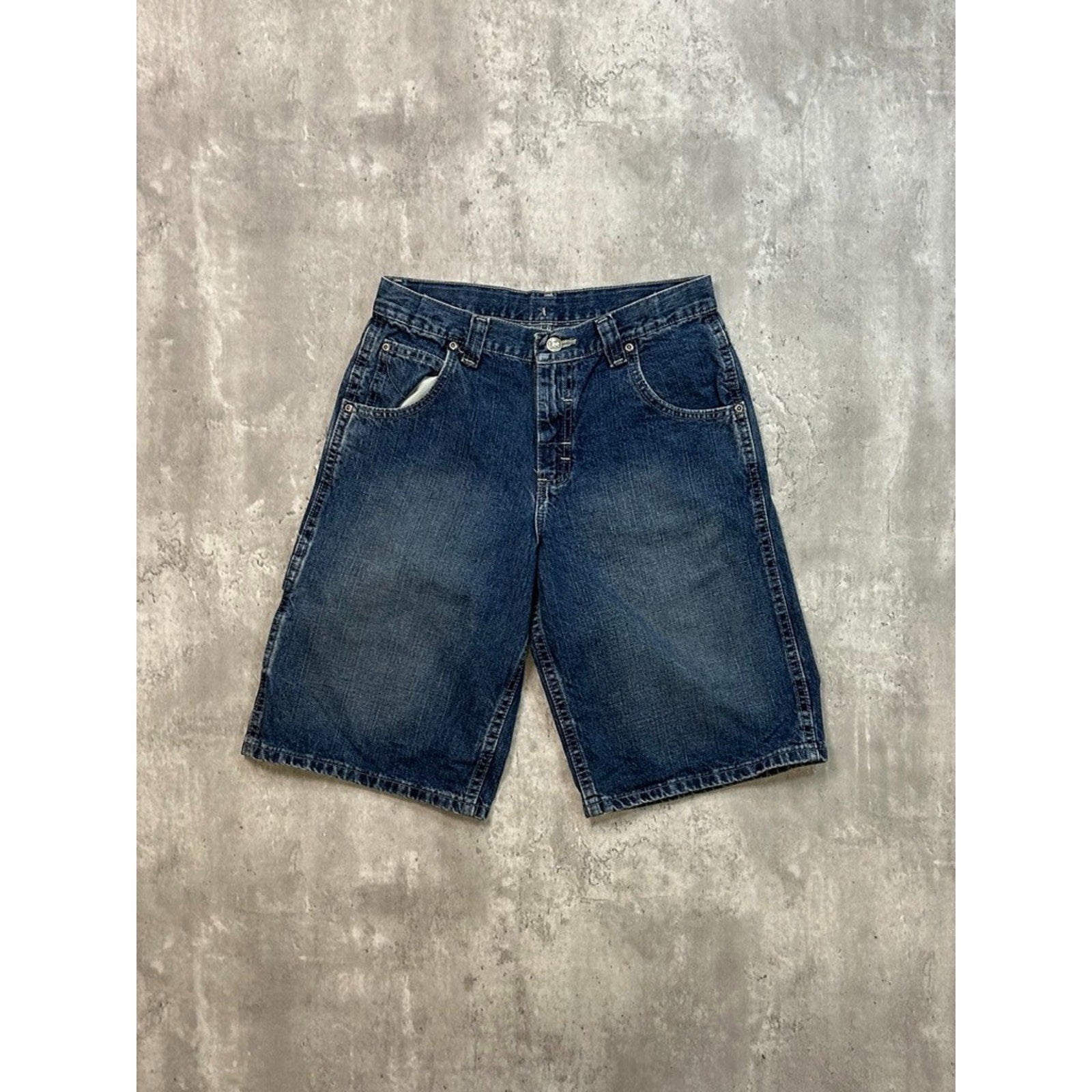 Vintage Lee Authentic Dark Wash Denim Workwear Carpenter Shorts Size 28