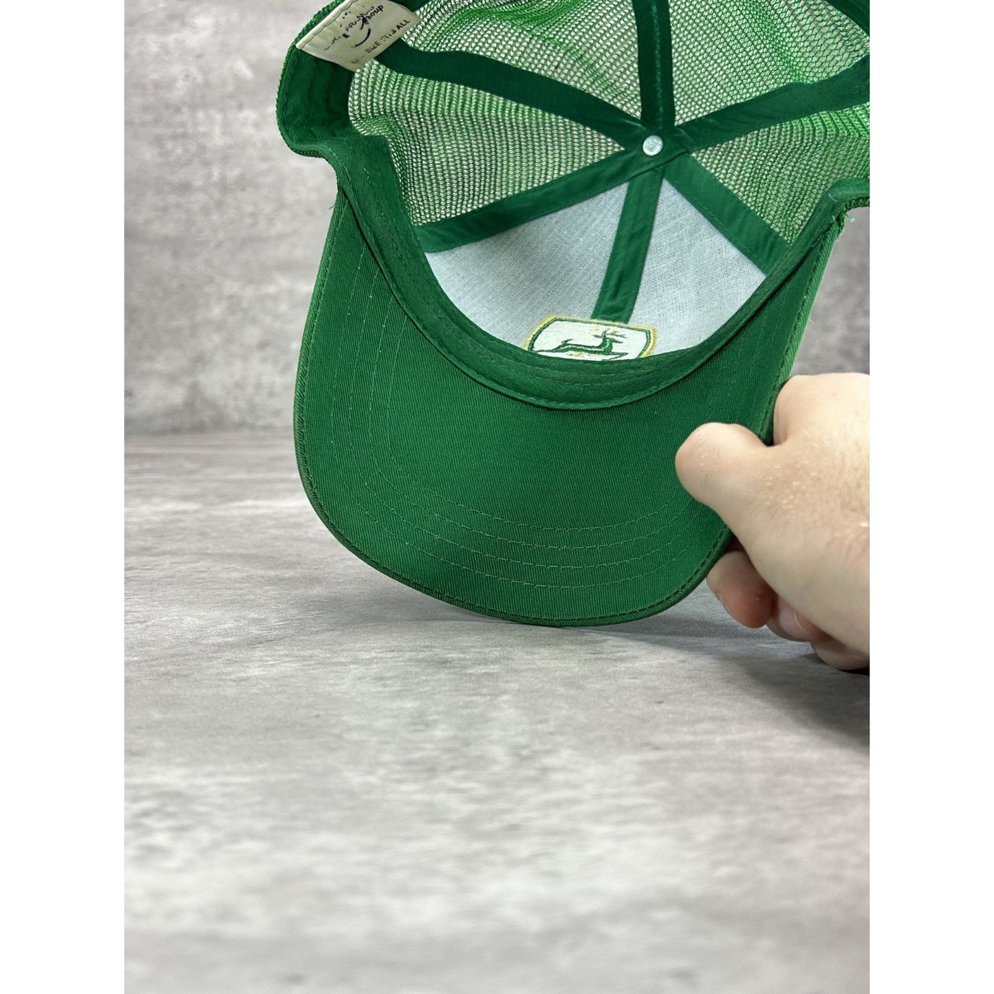 Vintage John Deere Embroidered Logo Trucker Snapback Hat OSFA Green