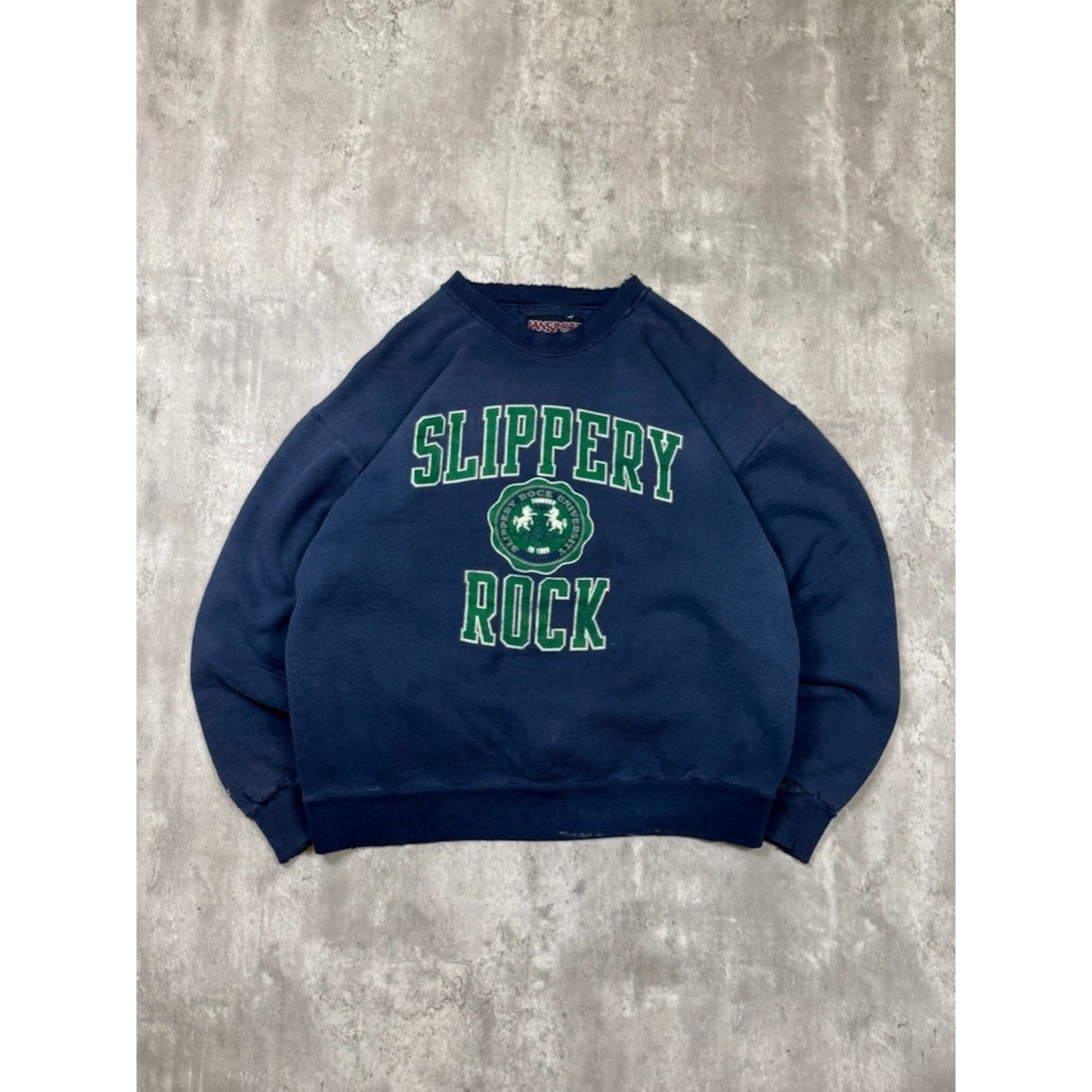 Vintage 90s Slippery Rock NCAA Arc Spellout Crest Graphic Sweatshirt Size XL