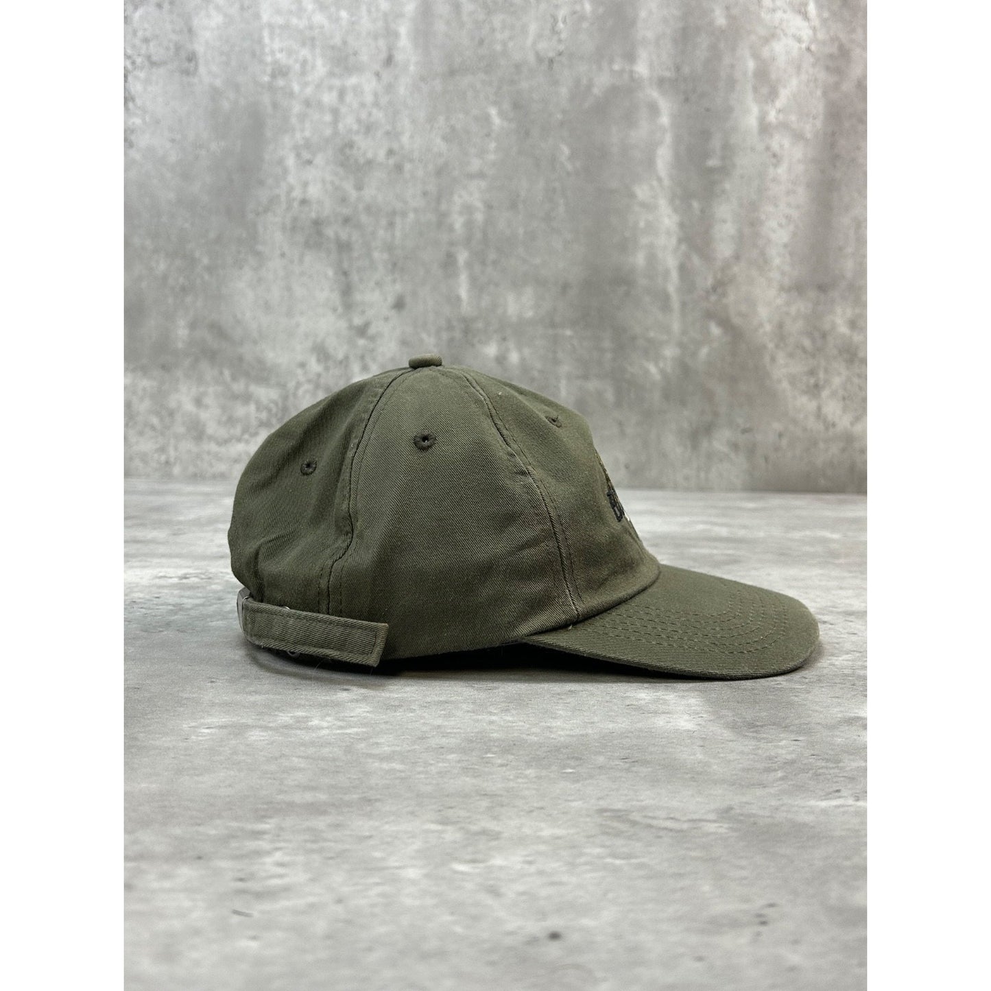 Vintage Busch Bass Fishing Embroidered Spellout Beer Promo Strapback Hat OSFA