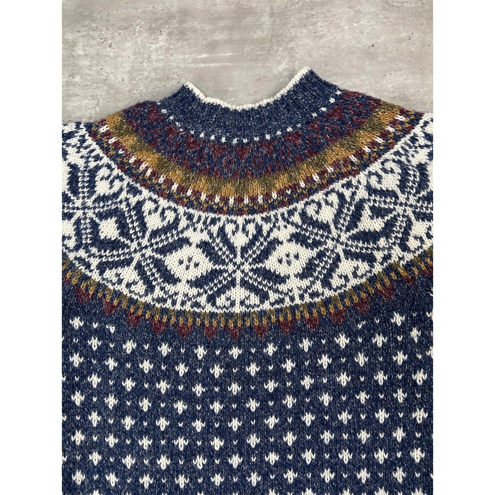 Vintage 80s/90s Abstract Striped Knit Grandma Sweater Size Medium