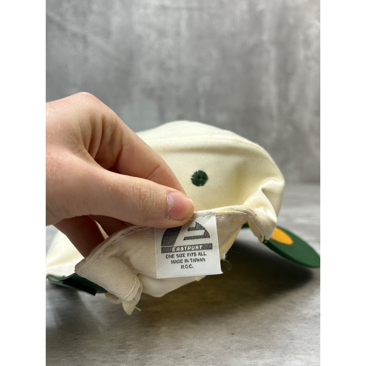 Vintage 90s Green Bay Packers NFL Embroidered Logo Football Snapback Hat OSFA