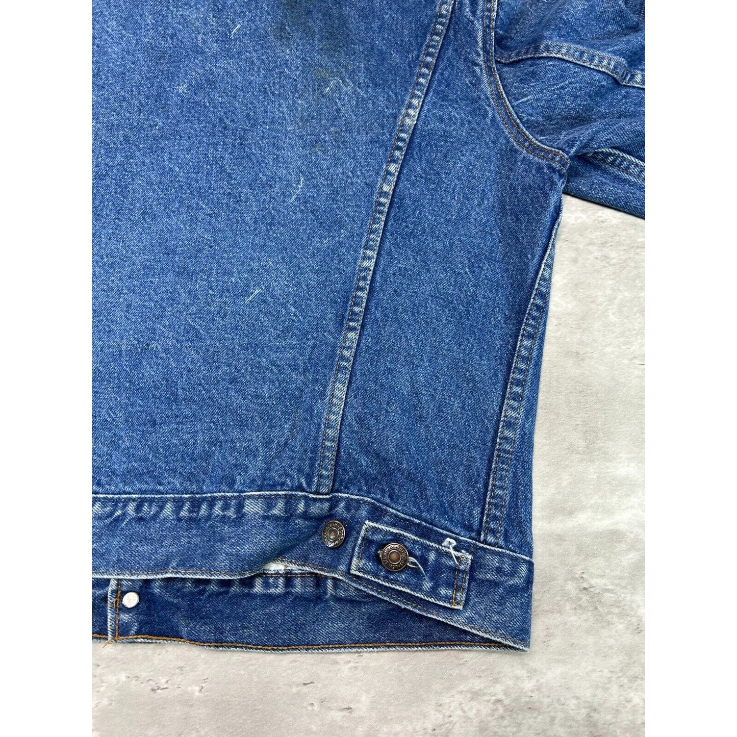 Vintage 80s/90s Levis Red Tab Dark Wash Denim Type 3 Trucker Jacket Size 42 S