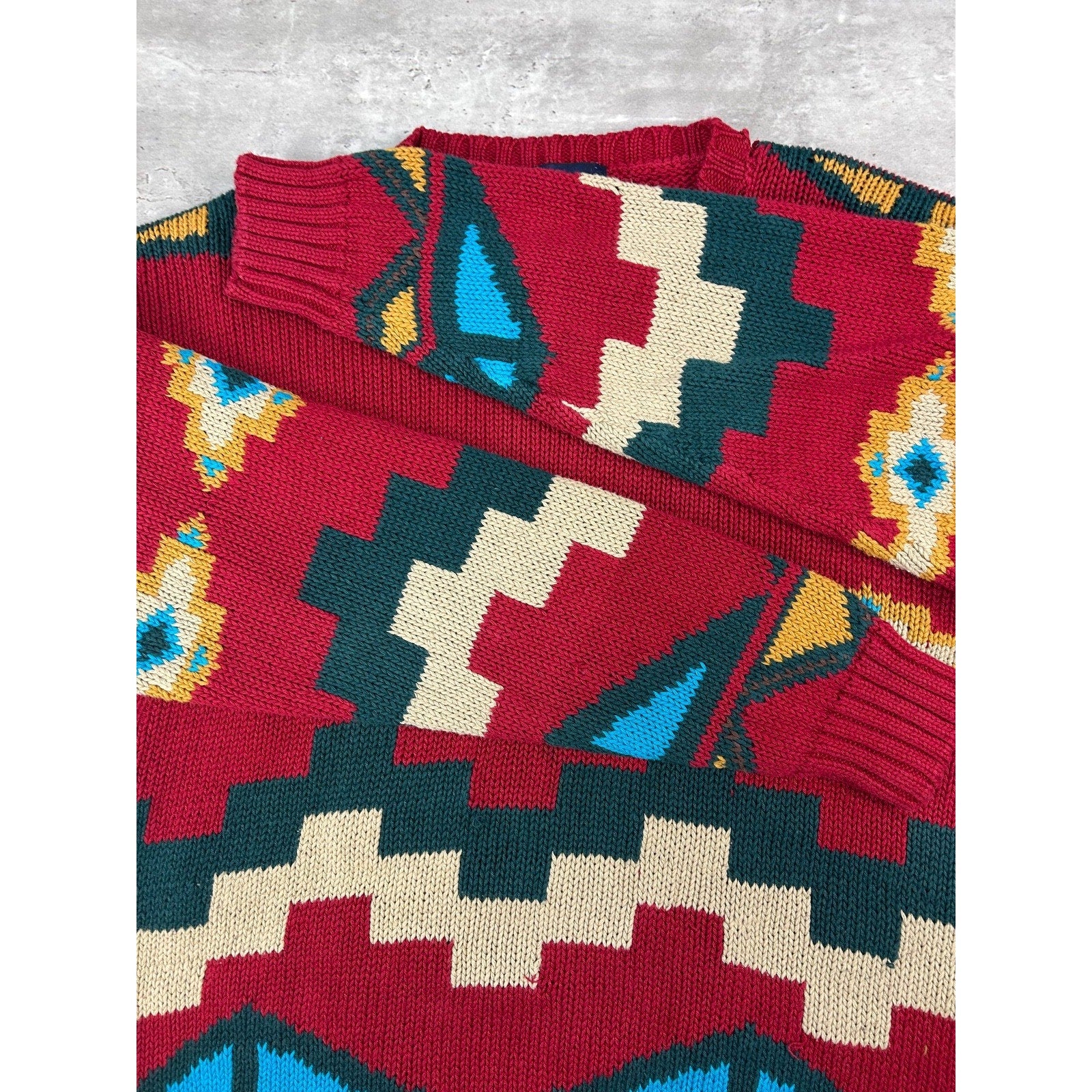 Vintage 90s Woolrich Aztec Style Pullover Knit Sweater Size Large