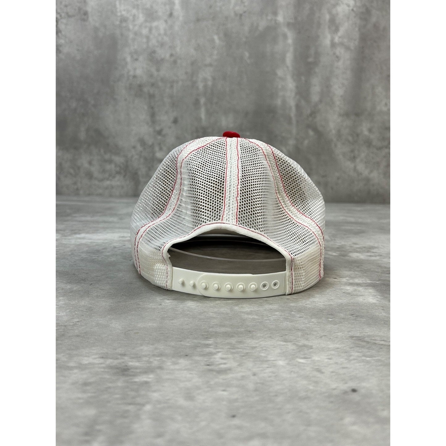 Vintage 90s Red Wings Shoes Embroidered Patch Trucker Snapback Hat OSFA