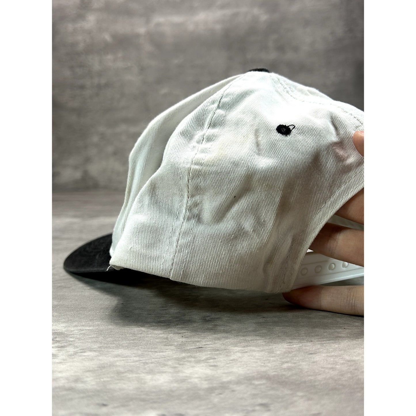 Vintage 90s Snap-On Racing Embroidered Spellout Snapback Hat OSFA White