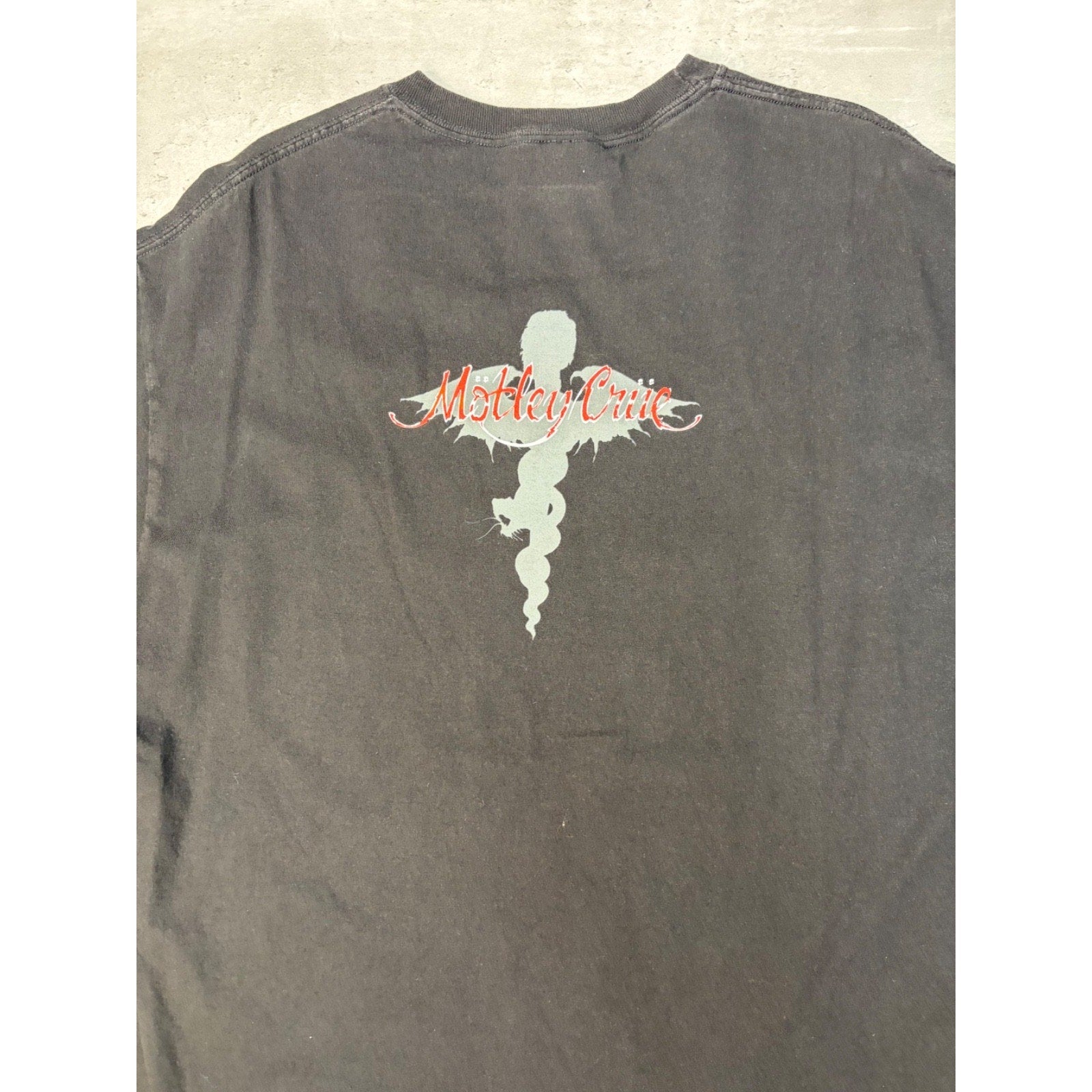 Vintage 2003 Motley Crue Dr. Feelgood Metal Music Graphic T-Shirt Size XL