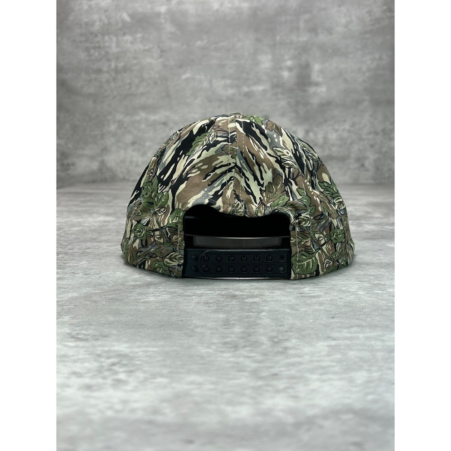 Vintage 90s Team Aggregate Embroidered Spellout Tree Camo Snapback Hat OSFA