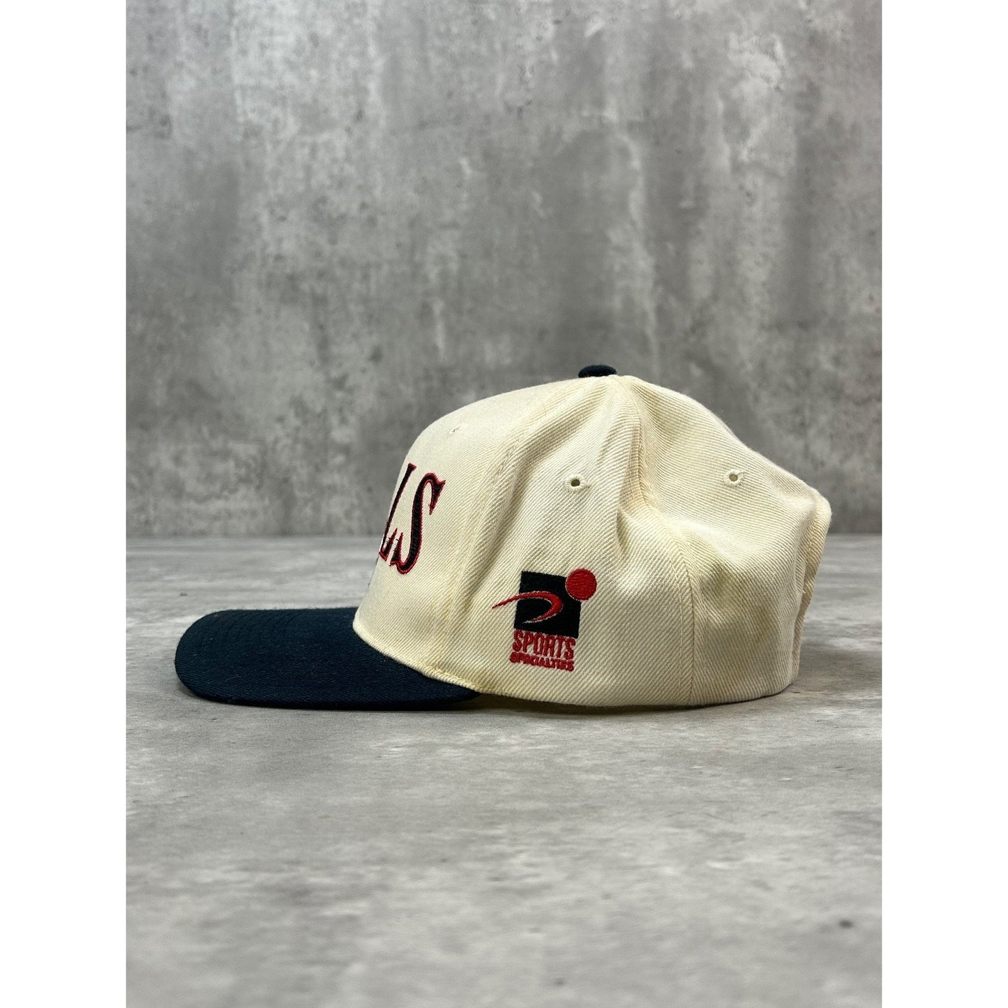 Vintage 90s Chicago Bulls NBA Sports Specialties Shadow Snapback Hat OSFA