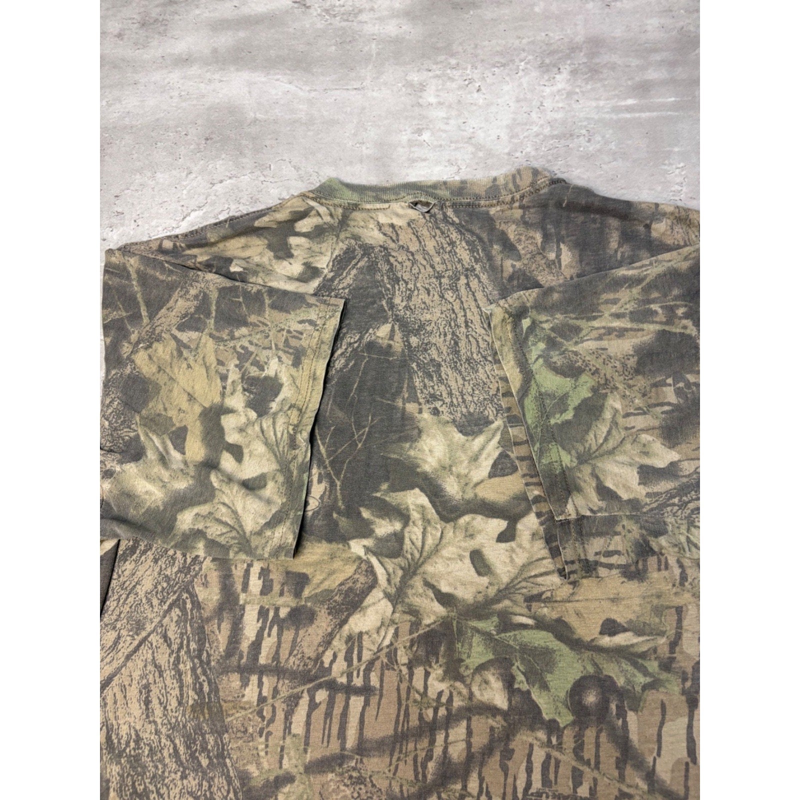 Vintage Mossy Oak Break Up Camo Hunting T-Shirt Size XL