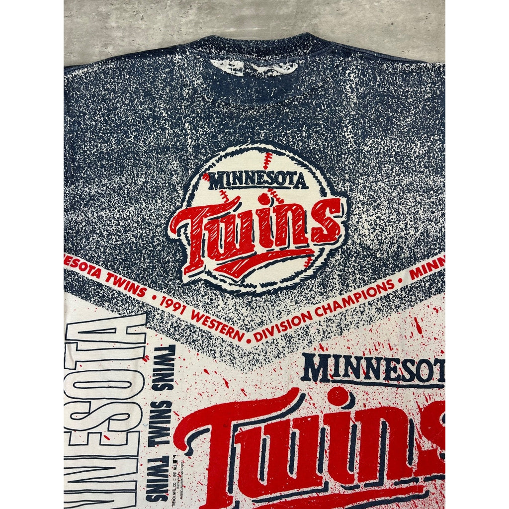 Vintage 90s Minnesota Twins MLB All Over Print Graphic Baseball T-Shirt Sz Large